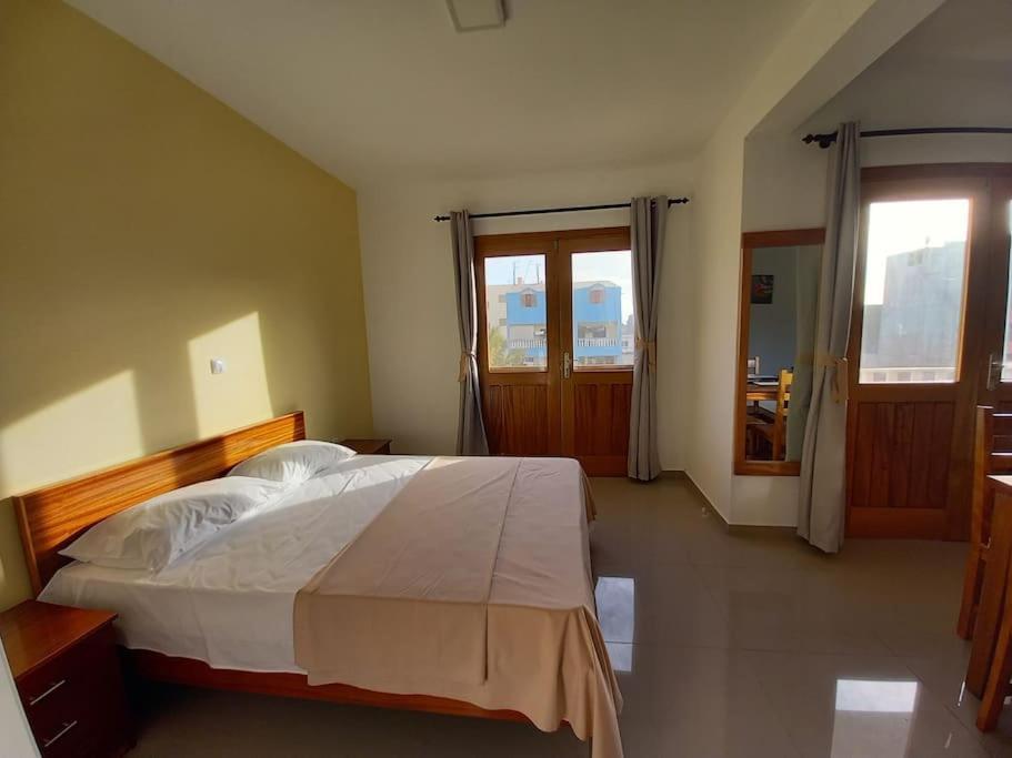 One Cozy Bedroom - Studio In Santa Maria Bagian luar foto